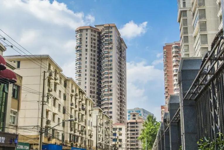 上海天鑰花苑-匯峰大廈：知名企業(yè)入駐，商務(wù)氛圍濃厚