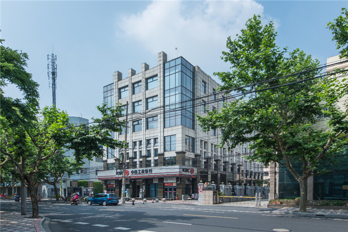 上海合諾實(shí)業(yè)大廈：城市中心的商務(wù)綠洲，匯聚無限商機(jī)